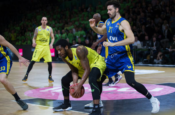 因此过分吹 因此过分吹