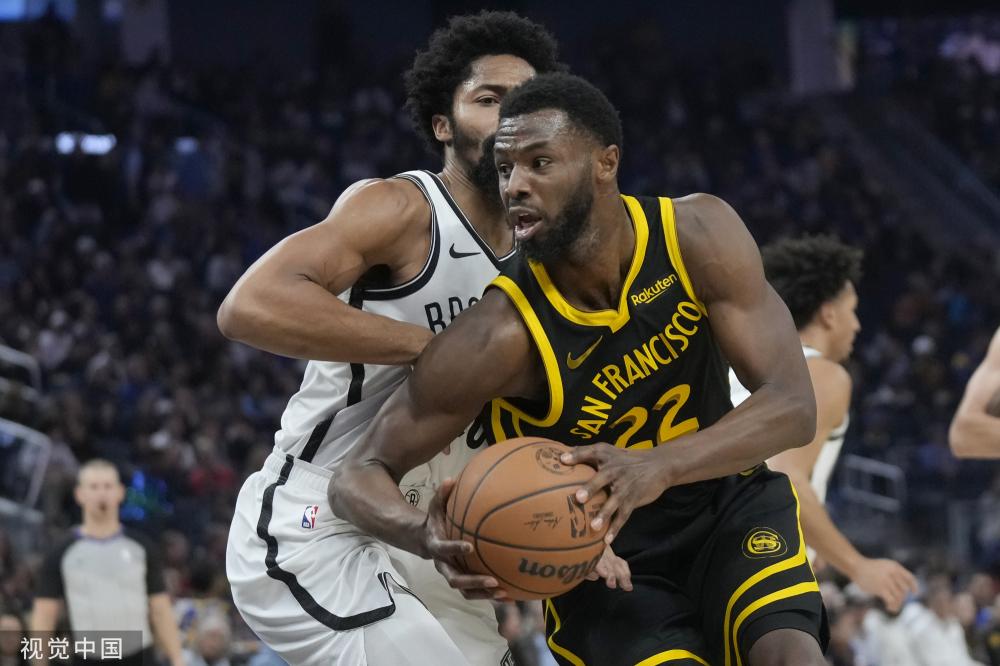 崭露头角首 崭露头角首