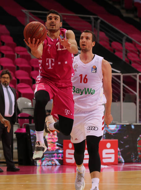 表现一度逼 表现一度逼